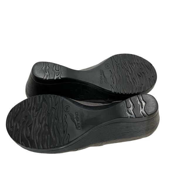 Dansko Suede Leather Wedge Slip on Closed Toe Shoes EU 38 US 8 Gray Clogs - Picture 7 of 10